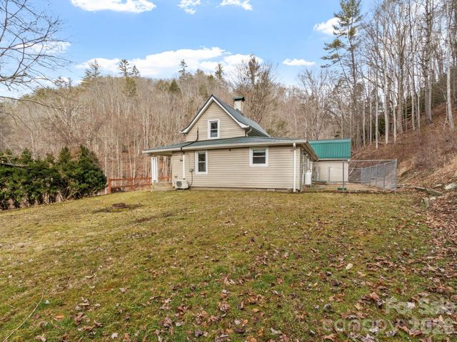 16180 US Hwy 19W Highway, Green Mountain, NC 28740