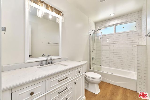 6443 Columbus Avenue, Van Nuys (los Angeles), CA 91411