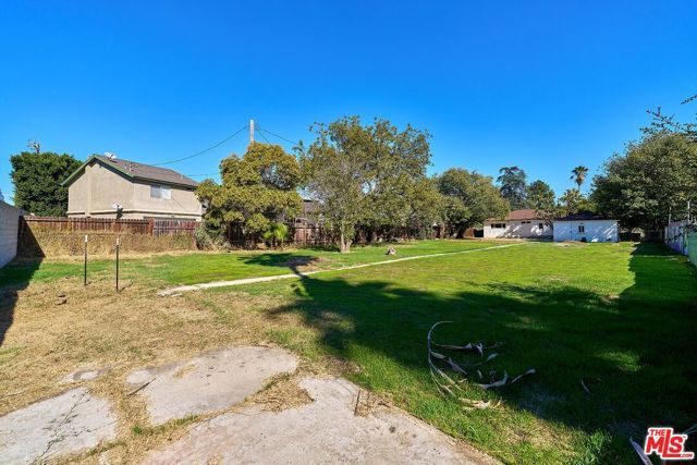 6443 Columbus Avenue, Van Nuys (los Angeles), CA 91411
