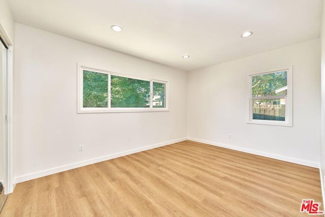 6443 Columbus Avenue, Van Nuys (los Angeles), CA 91411