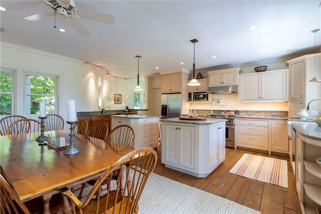 137 Cove Point East, Charlestown, RI 02813