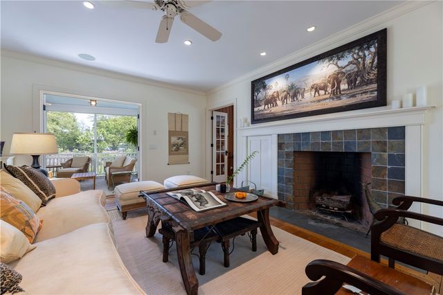 137 Cove Point East, Charlestown, RI 02813