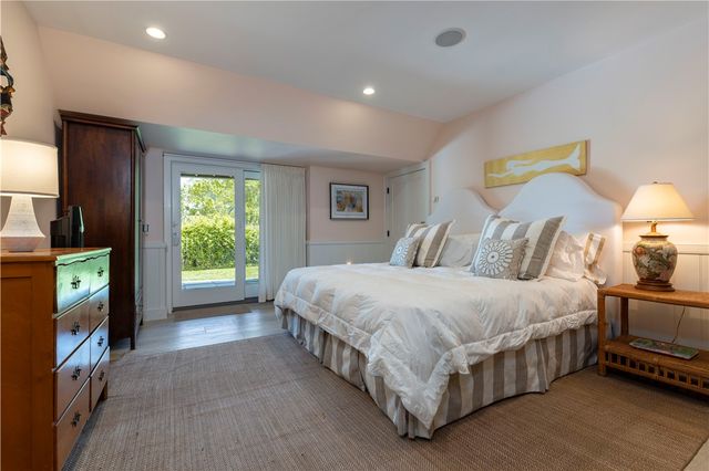 137 Cove Point East, Charlestown, RI 02813