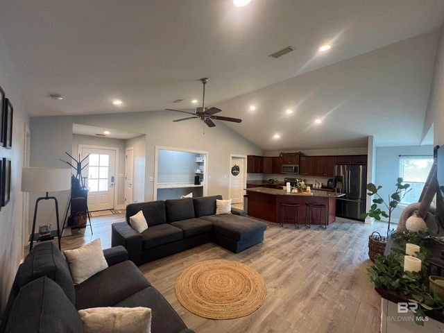 262 Lakefront Circle, Summerdale, AL 36580