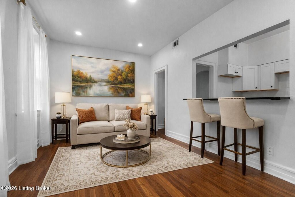 409 W Gaulbert Ave 301, Louisville, KY 40208