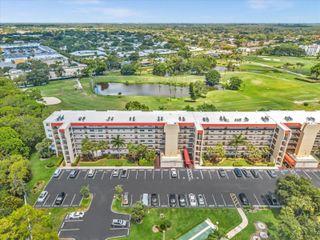 3959 Via Poinciana 104, Lake Worth, FL 33467
