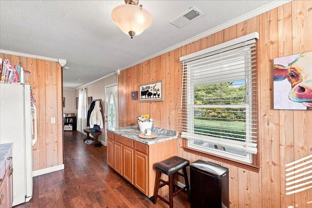 1051 Ezell Road, Chesnee, SC 29323