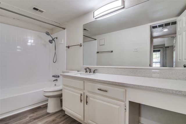 4602 Chaha Road 207, Garland, TX 75043