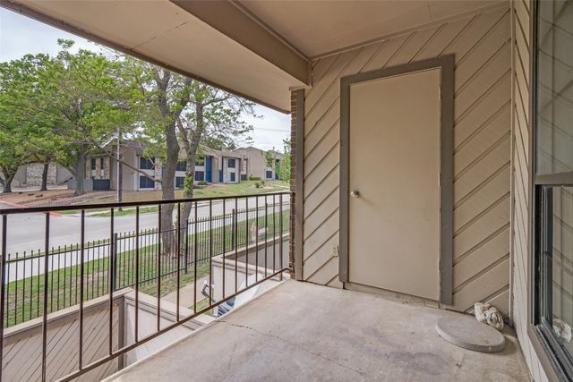 4602 Chaha Road 207, Garland, TX 75043