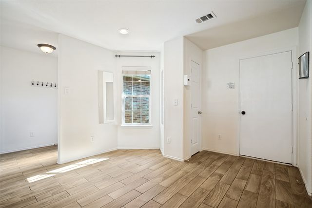 9005 Navigation Drive, Fort Worth, TX 76179