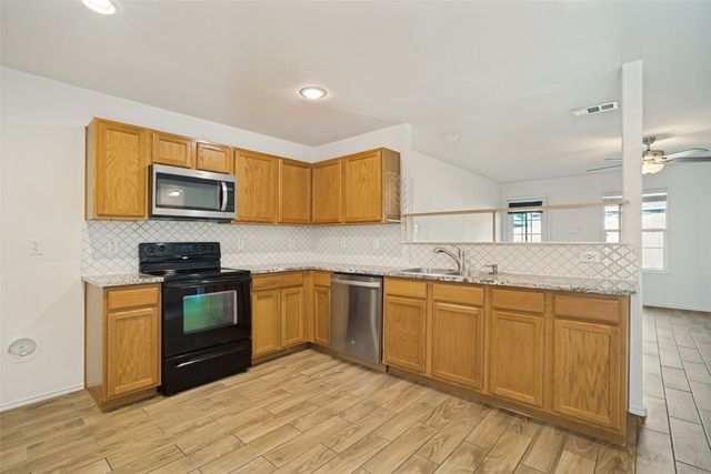 9005 Navigation Drive, Fort Worth, TX 76179