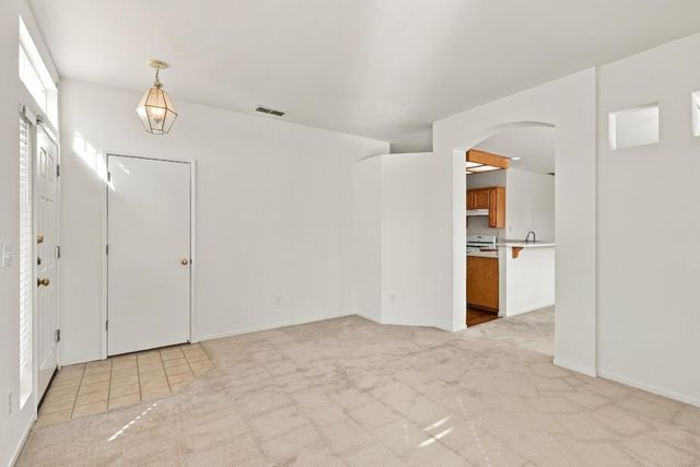 9205 Irish Gold Way, Sacramento, CA 95826