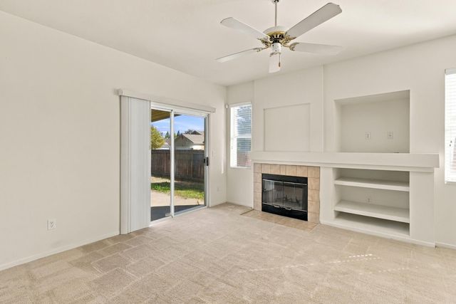 9205 Irish Gold Way, Sacramento, CA 95826