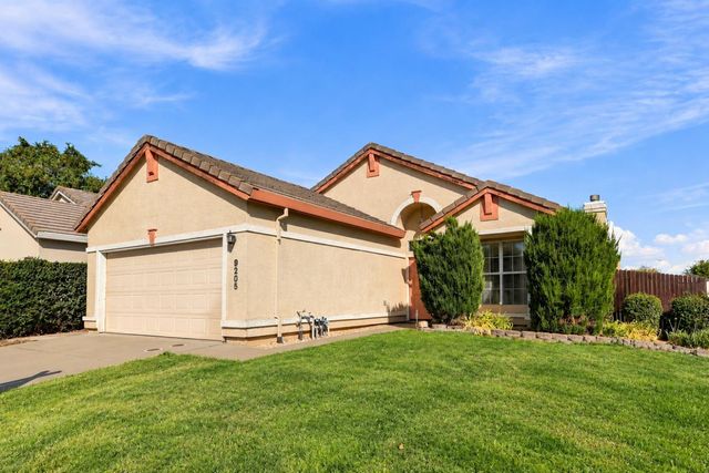 9205 Irish Gold Way, Sacramento, CA 95826