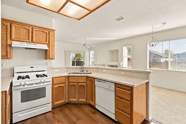 9205 Irish Gold Way, Sacramento, CA 95826