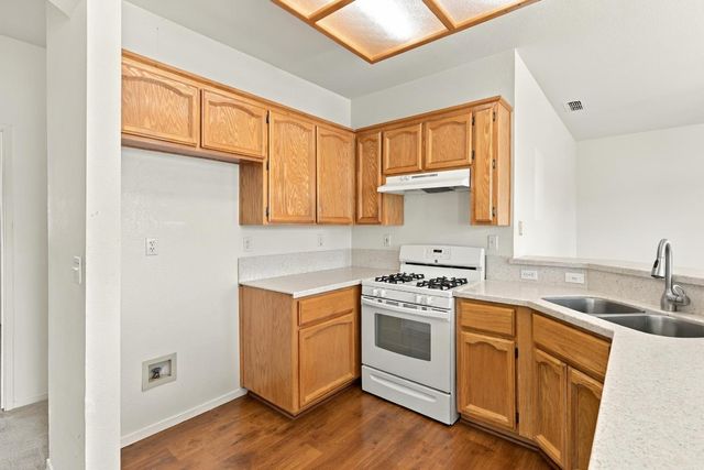 9205 Irish Gold Way, Sacramento, CA 95826