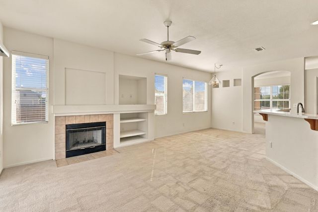 9205 Irish Gold Way, Sacramento, CA 95826