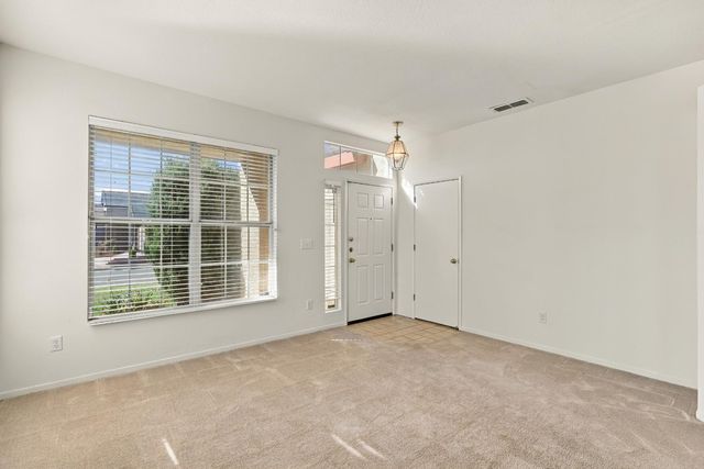 9205 Irish Gold Way, Sacramento, CA 95826