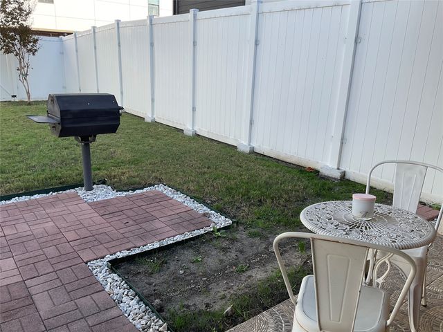 2206 N Carroll Avenue, Dallas, TX 75204