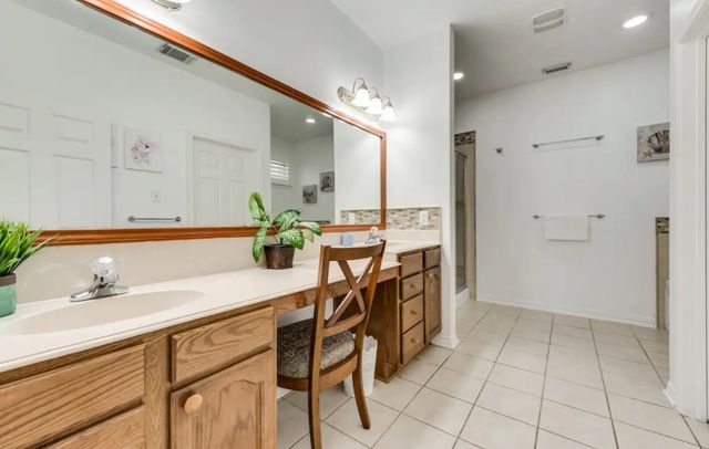 2206 N Carroll Avenue, Dallas, TX 75204