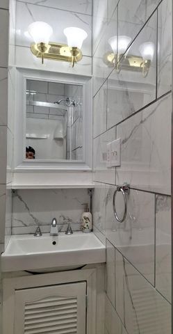 2206 N Carroll Avenue, Dallas, TX 75204