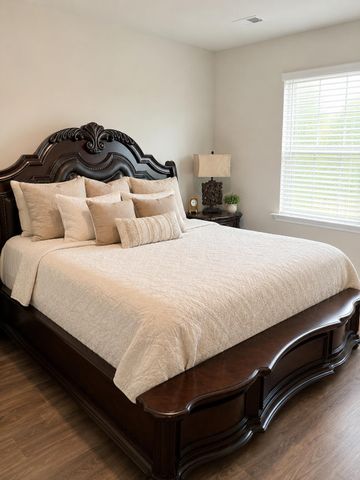 712 Long Bluff Road, Summerville, SC 29486