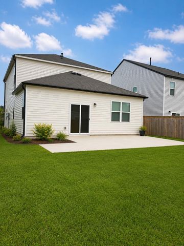 712 Long Bluff Road, Summerville, SC 29486