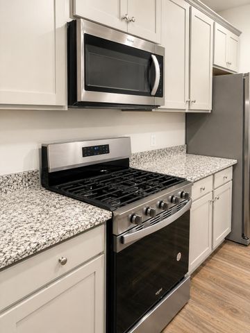 712 Long Bluff Road, Summerville, SC 29486