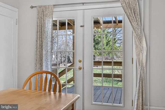 3797 CHESTNUT RD, Alburtis, PA 18011