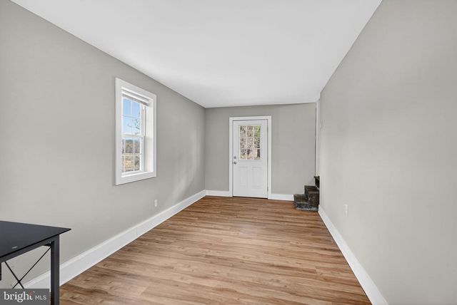 3797 CHESTNUT RD, Alburtis, PA 18011