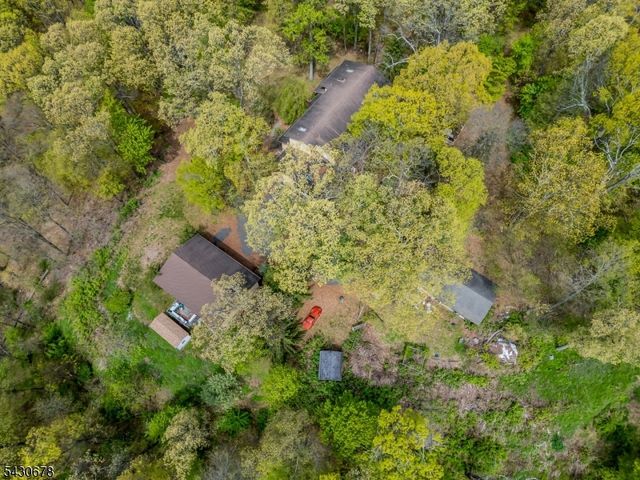 14 Beaver Brook Dr, Washington Twp., NJ 07853