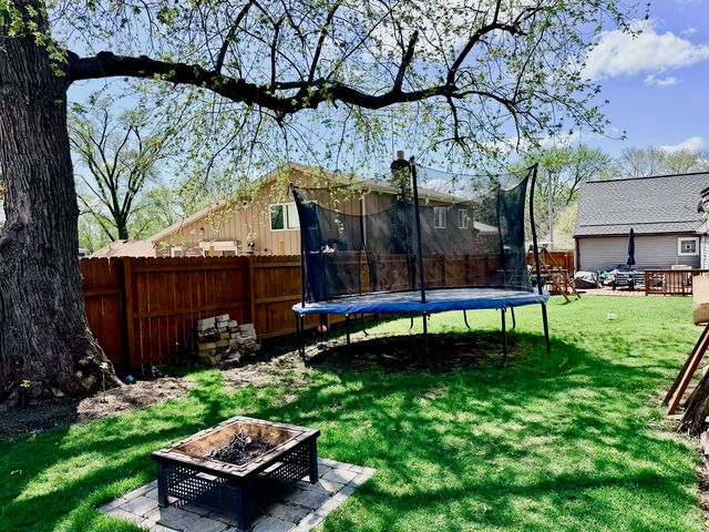 11709 S Hamlin Avenue, Alsip, IL 60803