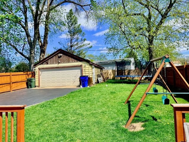 11709 S Hamlin Avenue, Alsip, IL 60803