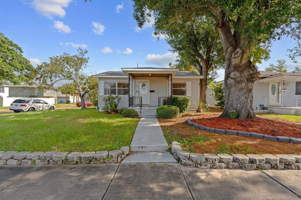 4063 2ND AVENUE S, St Petersburg, FL 33711