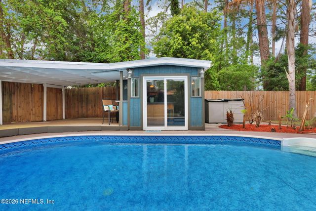 4340 QUEENSWAY Drive, Jacksonville, FL 32257