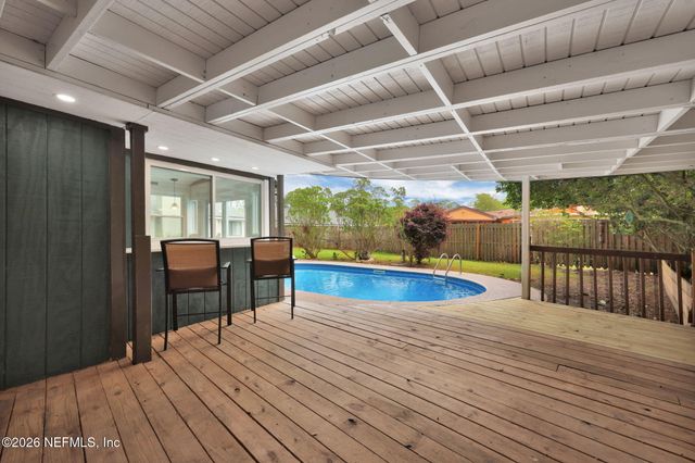 4340 QUEENSWAY Drive, Jacksonville, FL 32257