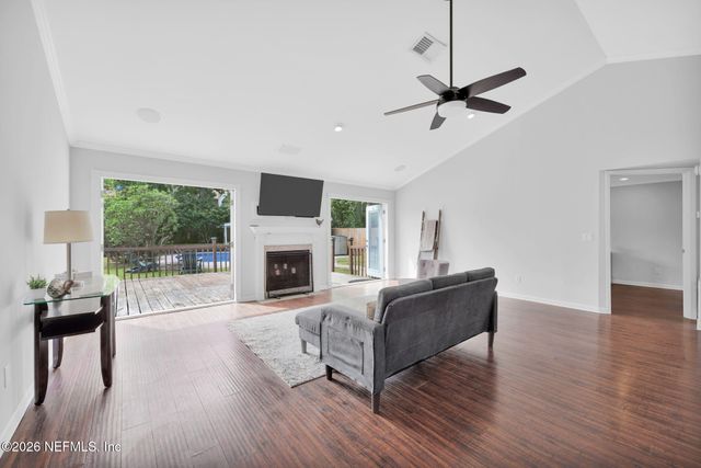 4340 QUEENSWAY Drive, Jacksonville, FL 32257