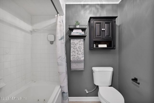 4340 QUEENSWAY Drive, Jacksonville, FL 32257