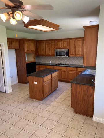 3713 Turetella DR, Round Rock, TX 78681