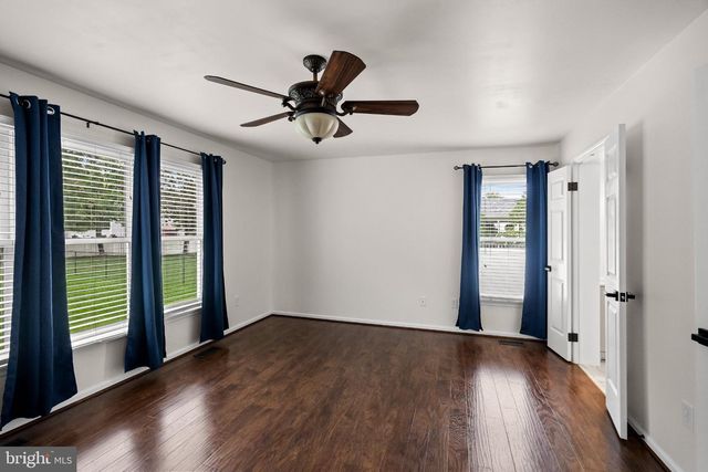 18 BACON ST, Clayton, NJ 08312