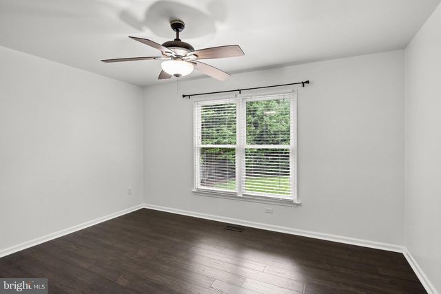 18 BACON ST, Clayton, NJ 08312