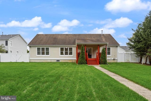 18 BACON ST, Clayton, NJ 08312