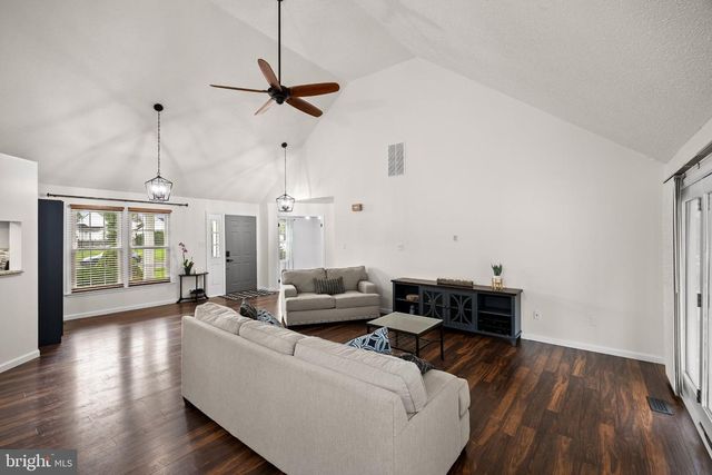 18 BACON ST, Clayton, NJ 08312