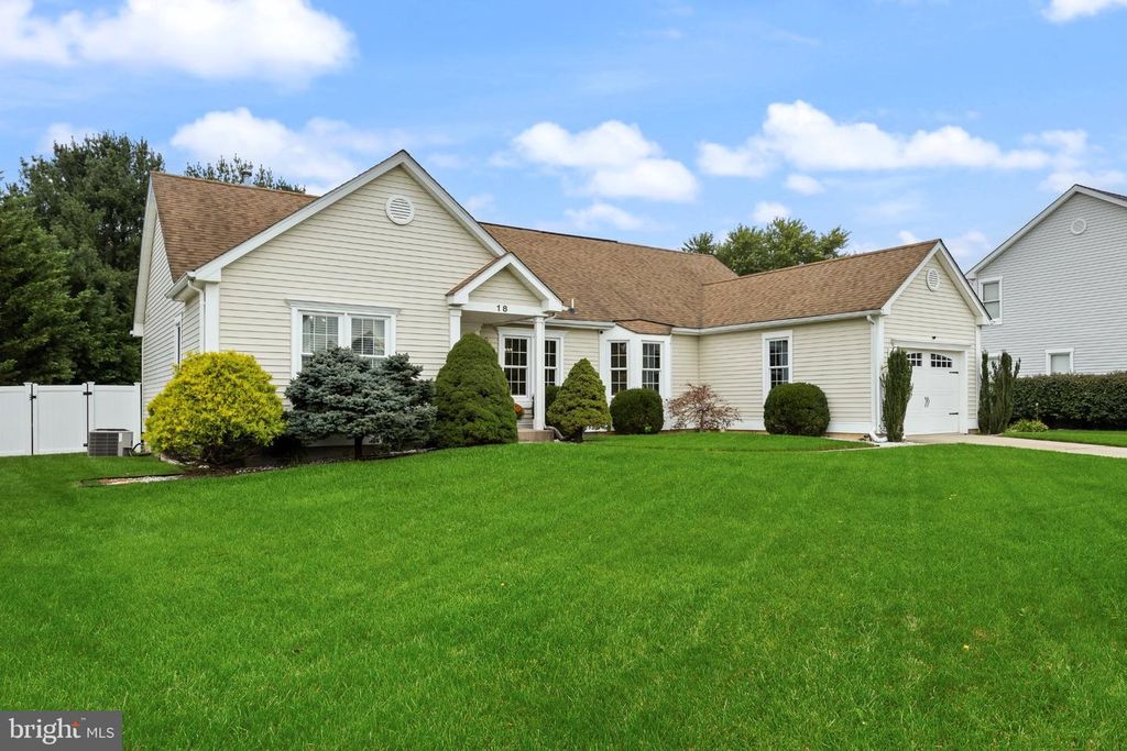 18 BACON ST, Clayton, NJ 08312