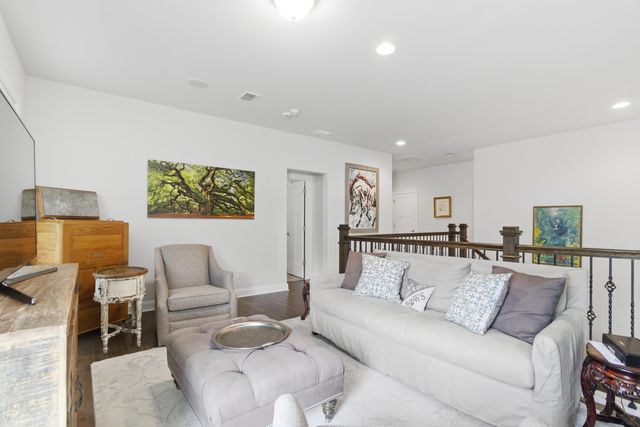 1221 Gannett Road, Mount Pleasant, SC 29464