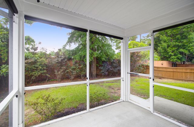 1221 Gannett Road, Mount Pleasant, SC 29464