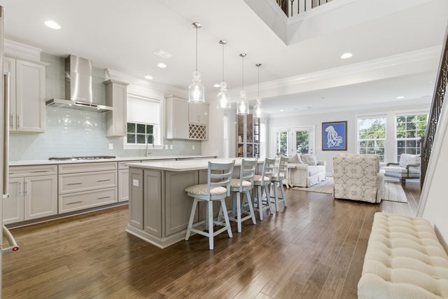 1221 Gannett Road, Mount Pleasant, SC 29464