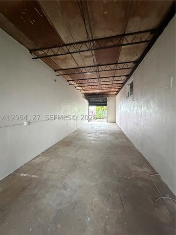 211 W 22nd St, Hialeah, FL 33010