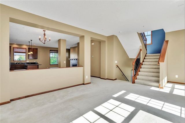 17037 72nd Avenue N, Maple Grove, MN 55311