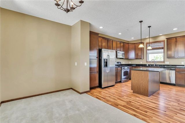 17037 72nd Avenue N, Maple Grove, MN 55311